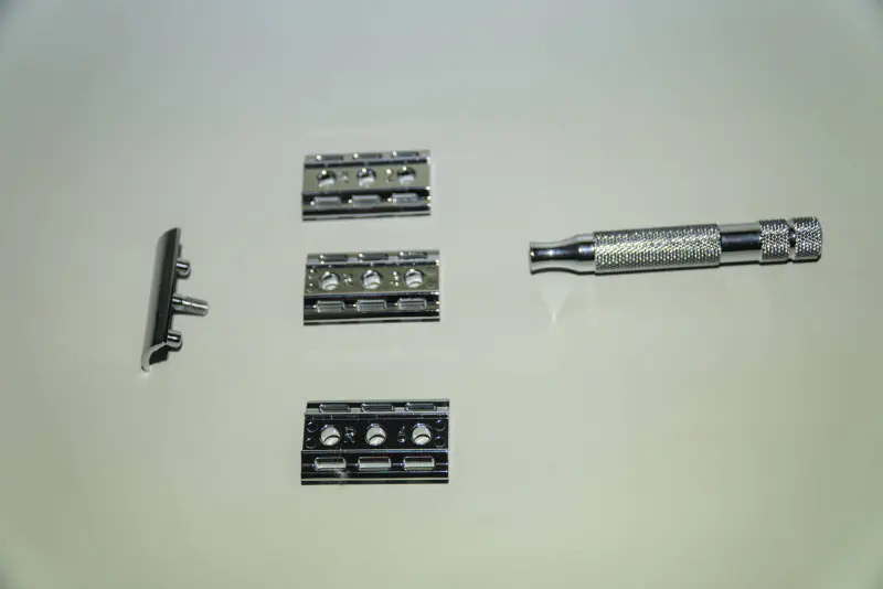 The parts of the Rockwell Razors 6C